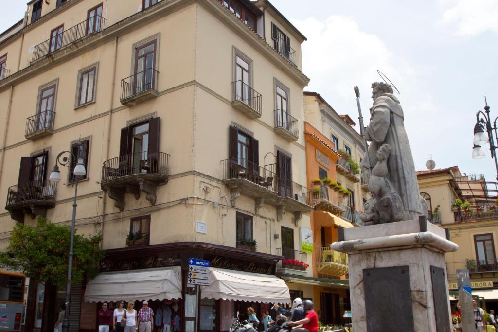 Piazza Tasso B&B Relais Sorrento Dış mekan fotoğraf