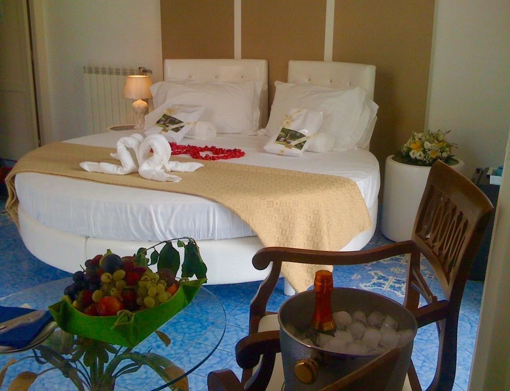 Piazza Tasso B&B Relais Sorrento Dış mekan fotoğraf