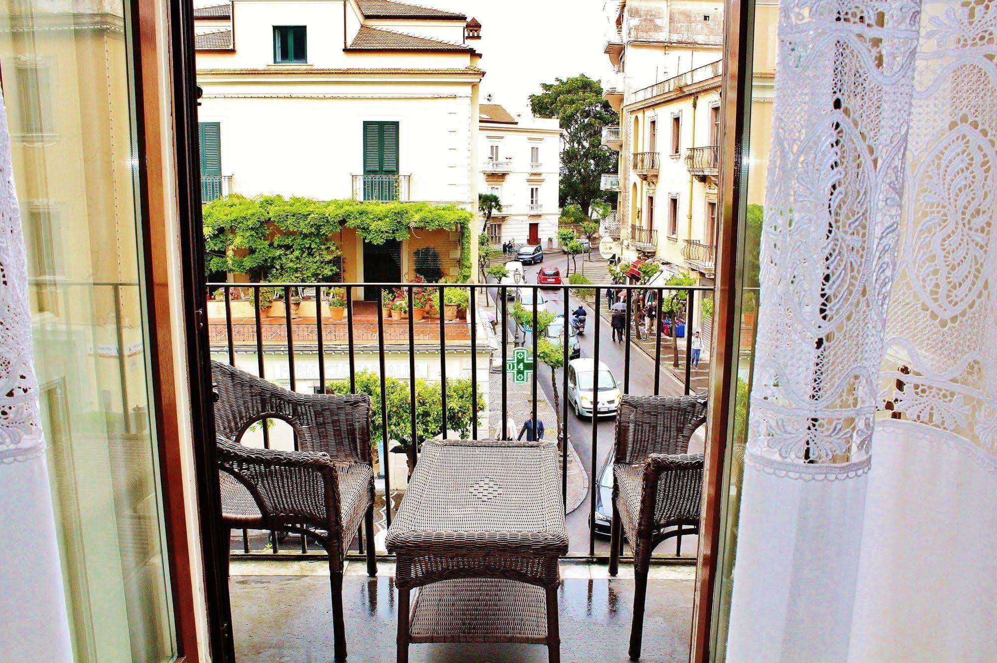 Piazza Tasso B&B Relais Sorrento Dış mekan fotoğraf